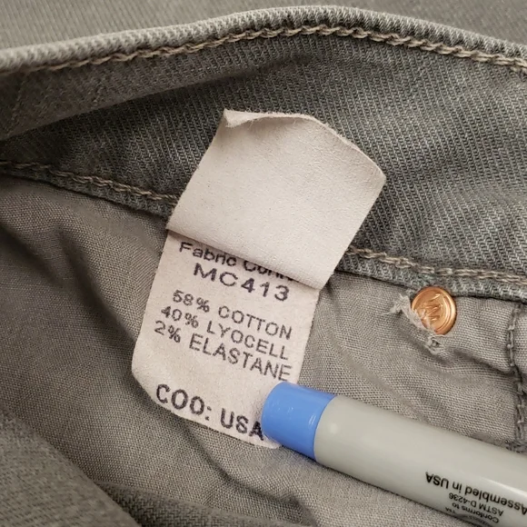 MOTHER The Weekender Fray in Lead Gray (26" waist) - Picture 12 of 14